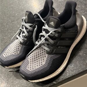Women’s Ultraboost Grey and black size 9.5 women.